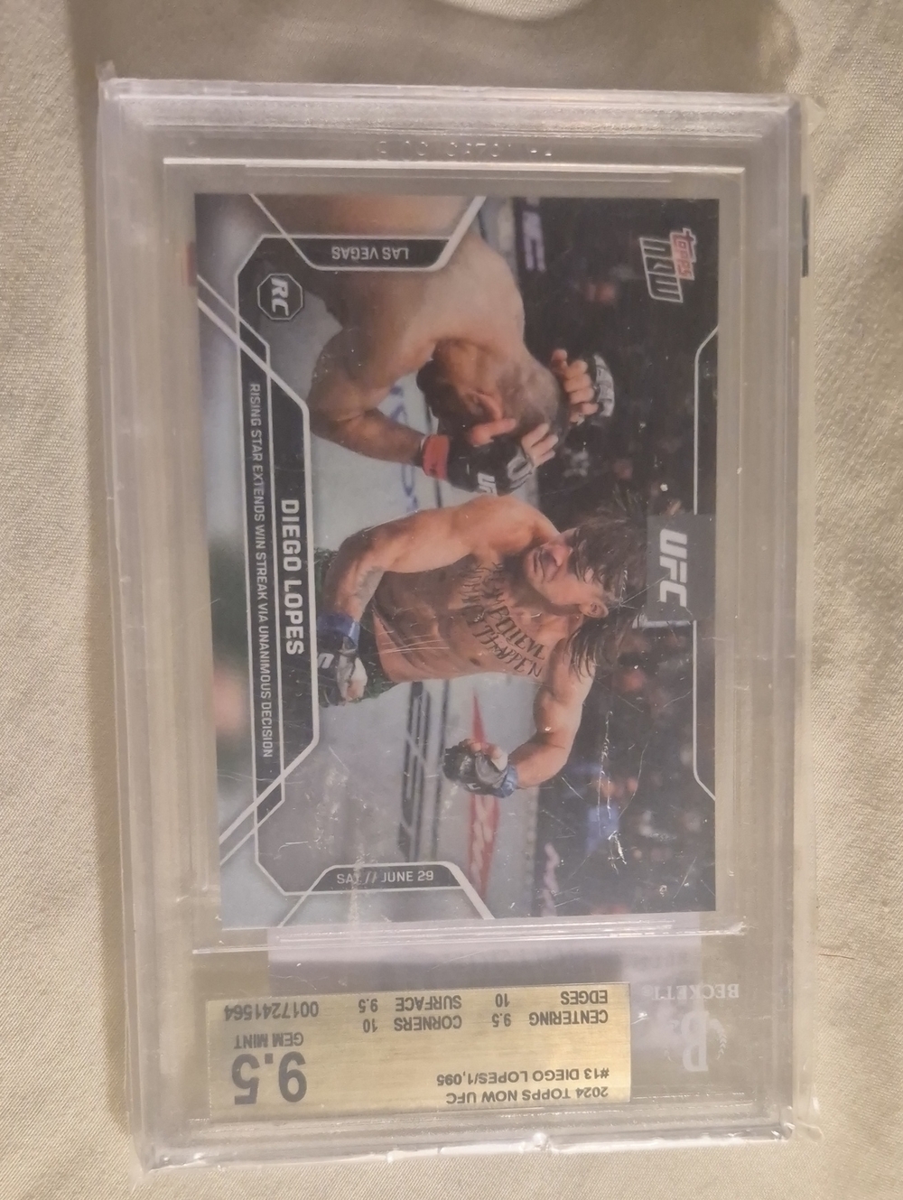 Topps UFC Trading Card - Black, White, Red Action Photo